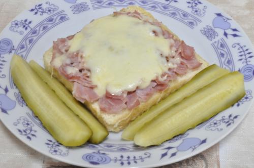 Máslové toasty se šunkou  – Snadné Česko recept, zvládnete za Do 30 minut